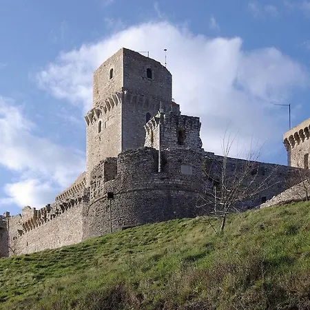 Monolocale Ai Piedi Della Rocca Maggiore *