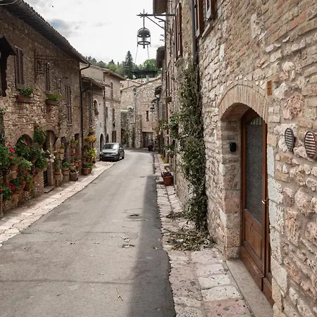 شقة Monolocale Ai Piedi Della Rocca Maggiore